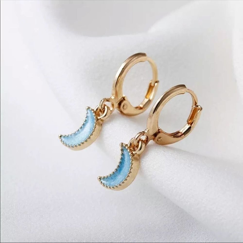 Delicate Moon light Blue Fashion Earrings